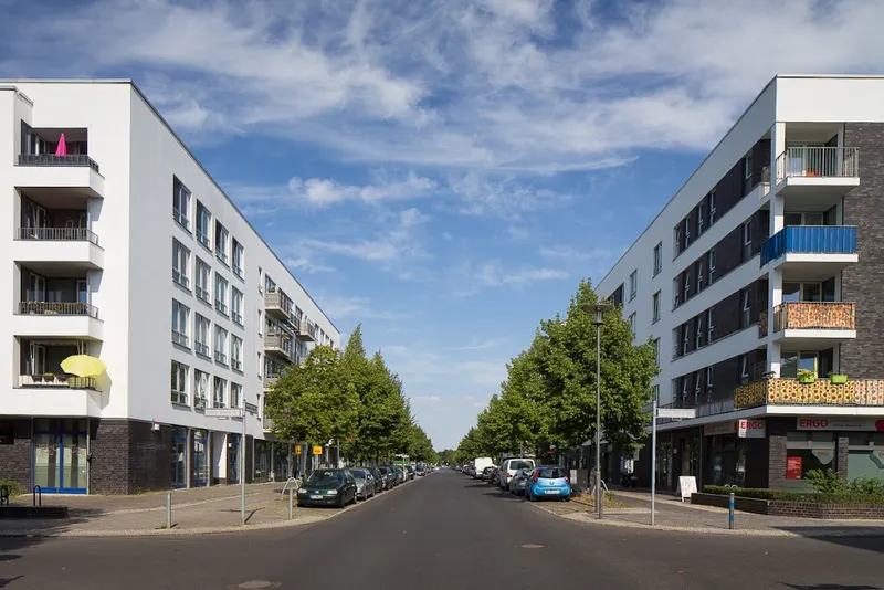 Großzügige 2-Zimmerwohnung im Berliner Süden — photo 1